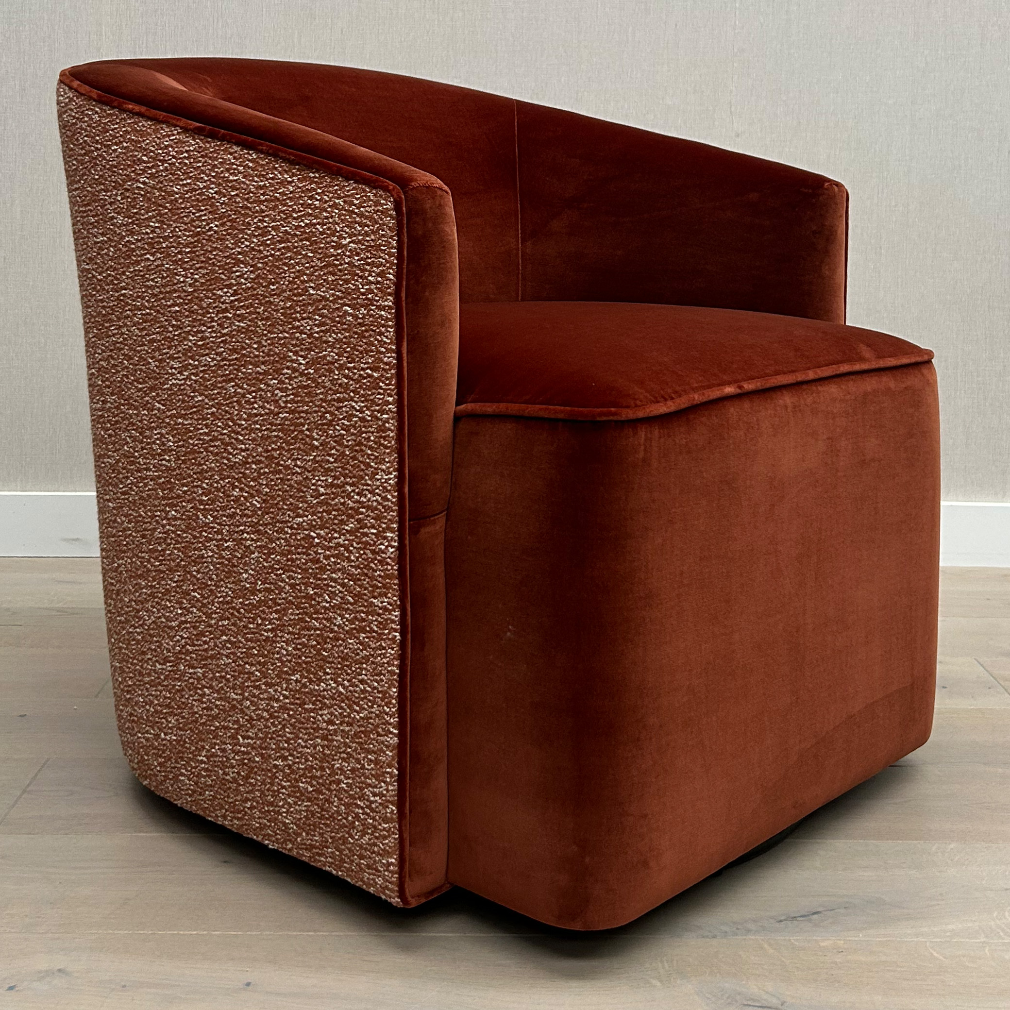 Hanna Armchair 4